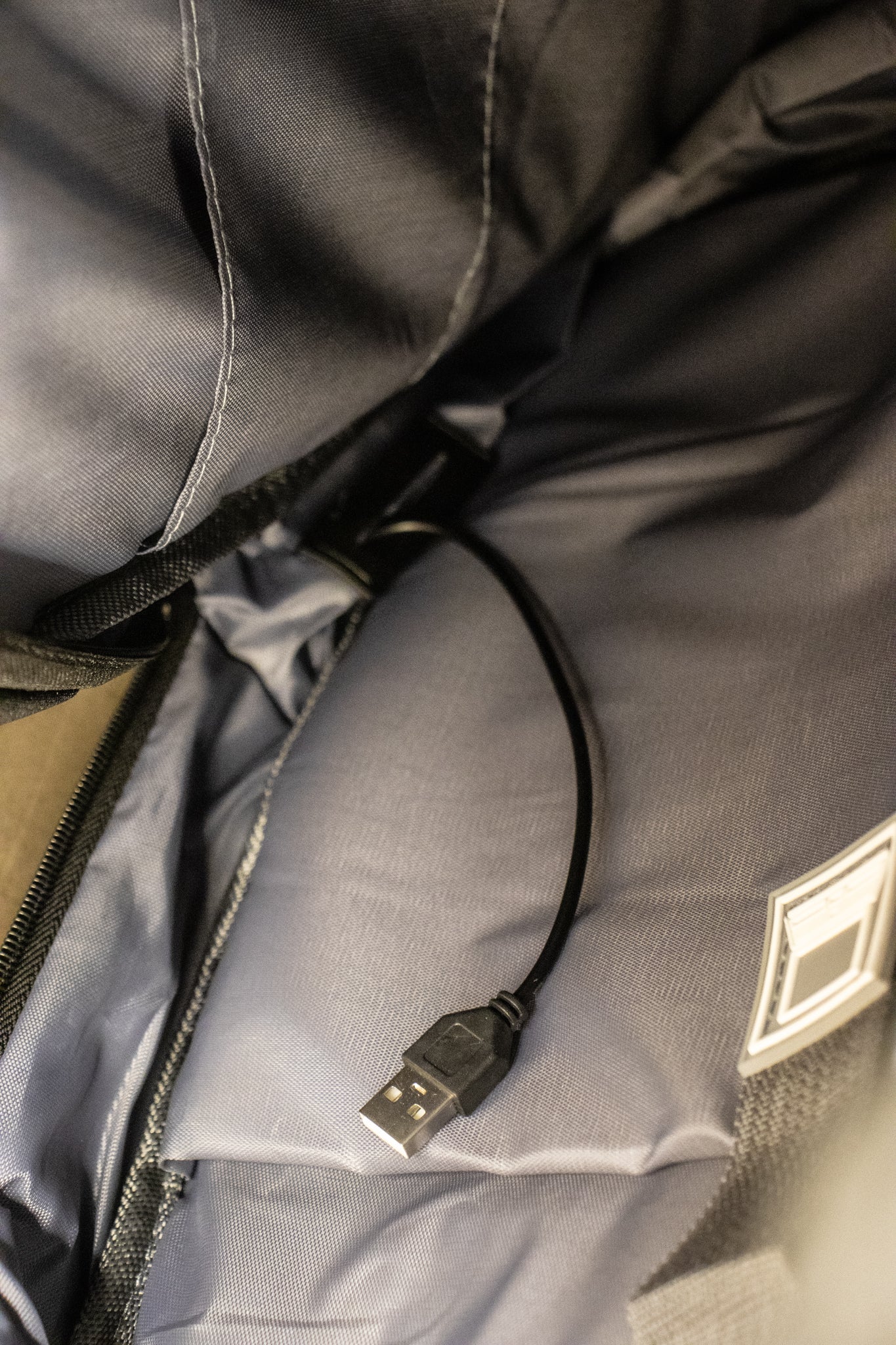 PU Laptop Backpack – Water-Resistant with 3 Compartments