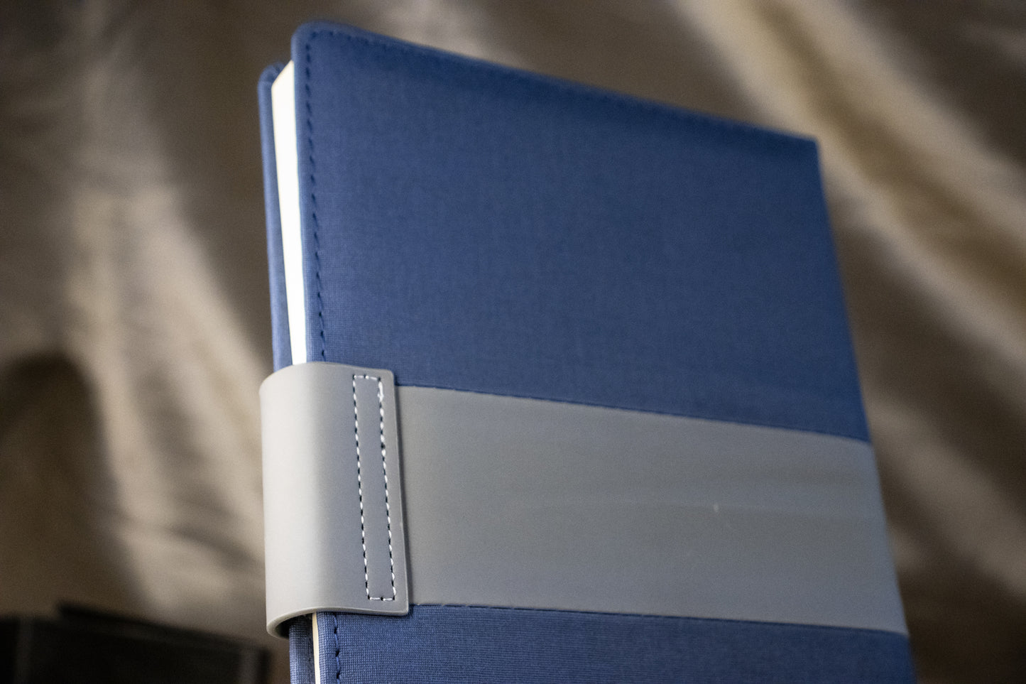 Timeless Leather-Bound Dairy Book – Premium Hardcover Journal