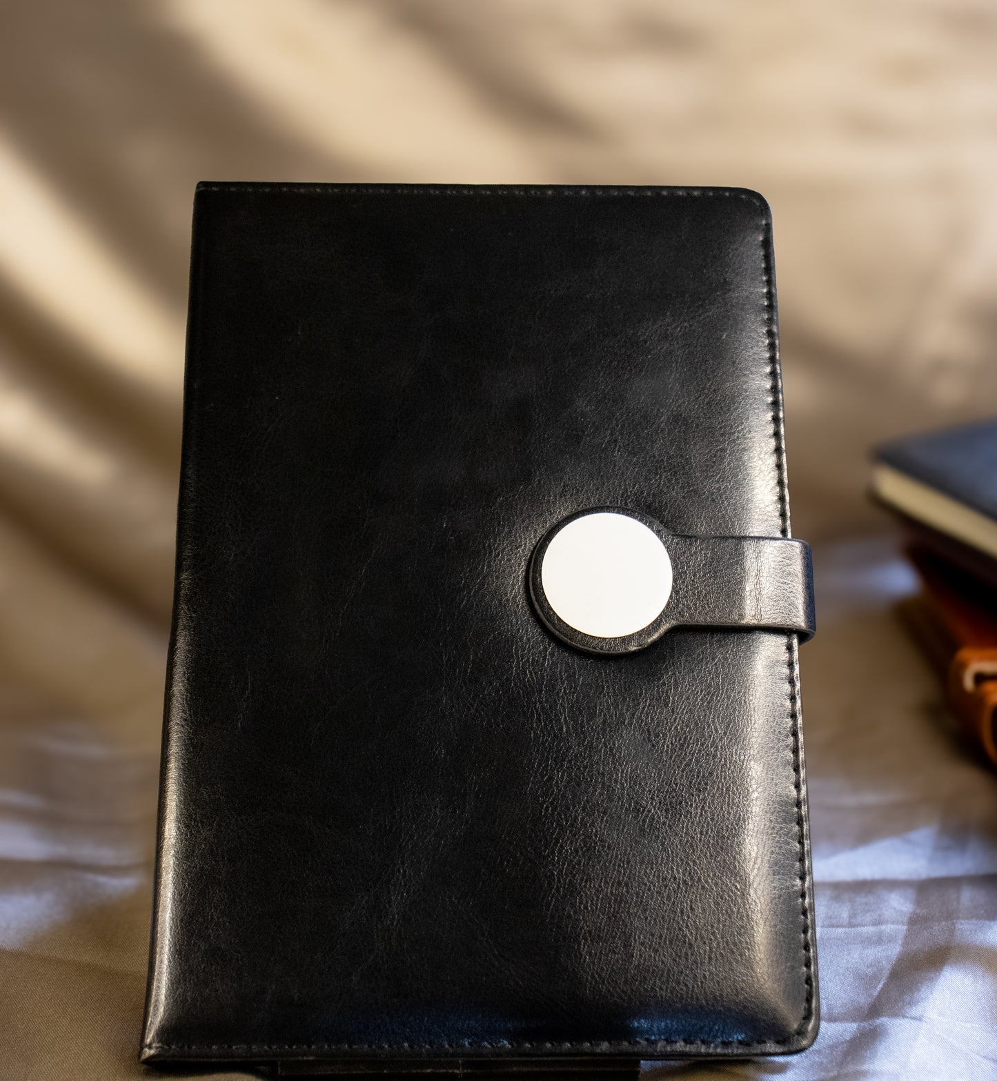 Timeless Leather-Bound Dairy Book – Premium Hardcover Journal