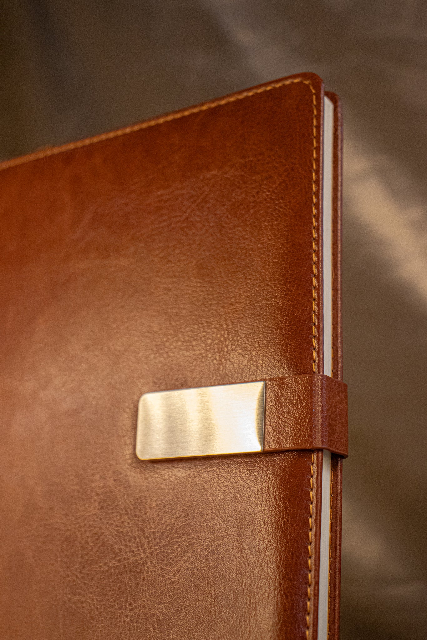 Timeless Leather-Bound Dairy Book – Premium Hardcover Journal