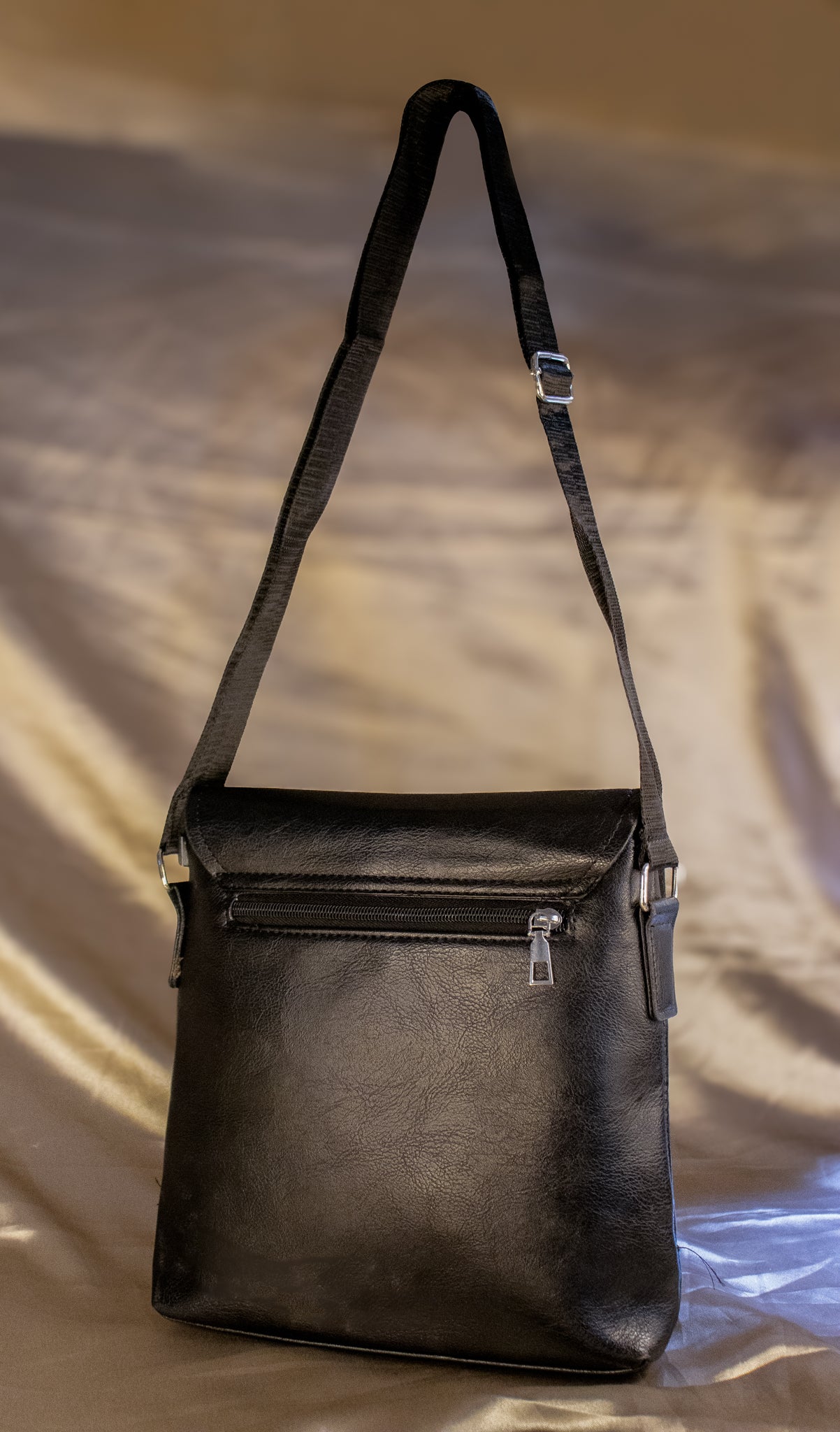 PU Laptop Sling Bag – Water-Resistant with 3 Compartments