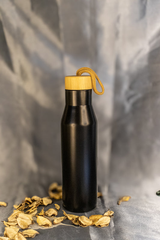 Premium Stainless Steel Vacuum Flask – Insulated Hot & Cold Beverage Flask