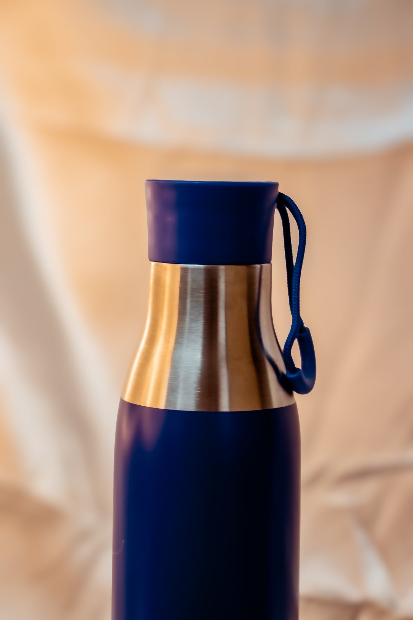 Premium Stainless Steel Vacuum Flask – Insulated Hot & Cold Beverage Flask