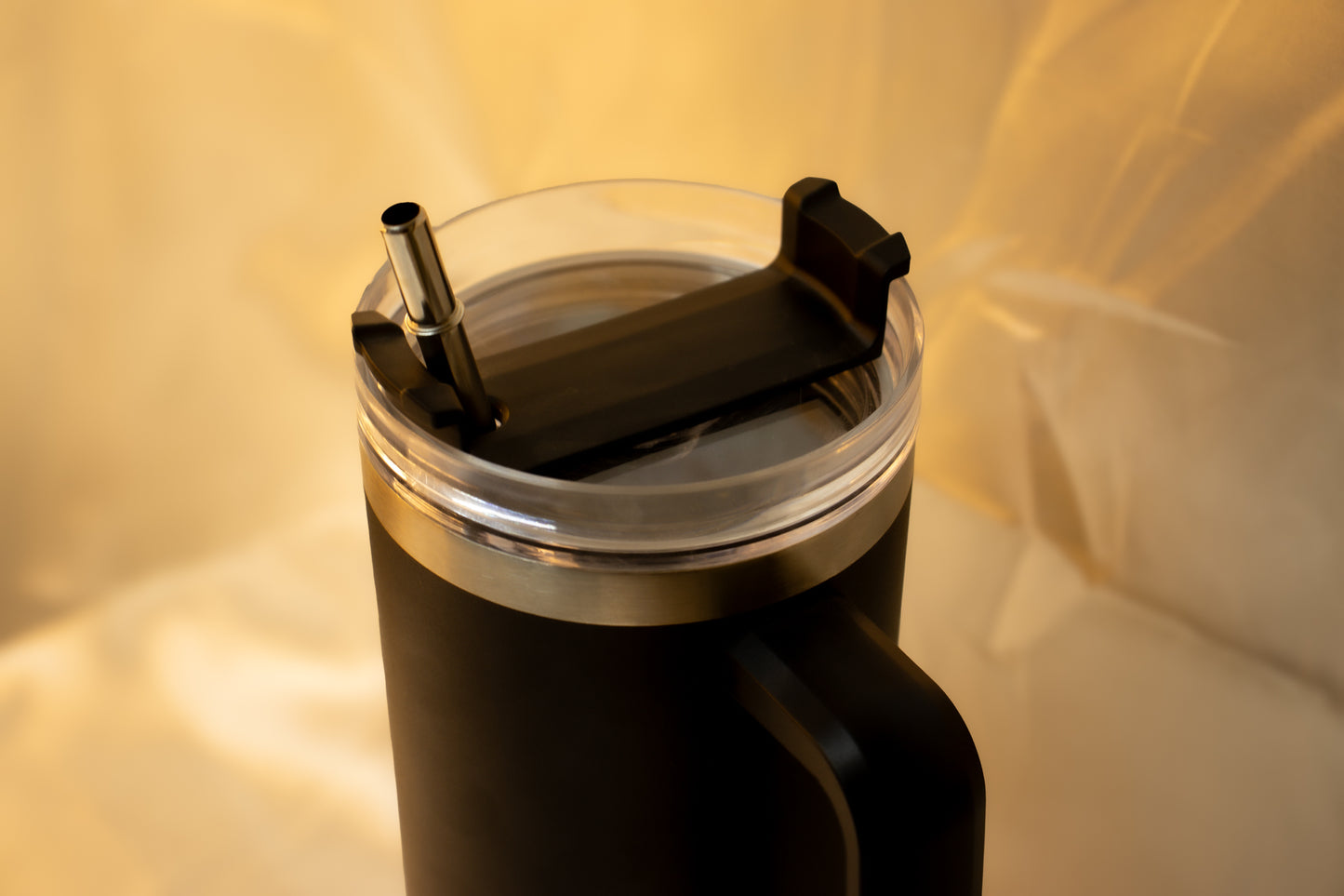 Premium Stainless Steel Vacuum Flask – Insulated Hot & Cold Beverage Flask
