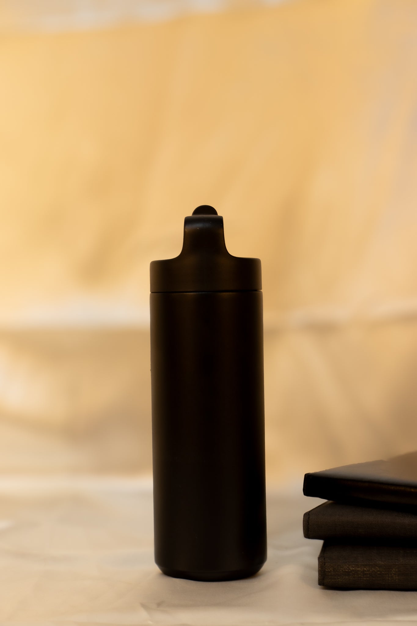 Premium Stainless Steel Vacuum Flask – Insulated Hot & Cold Beverage Flask