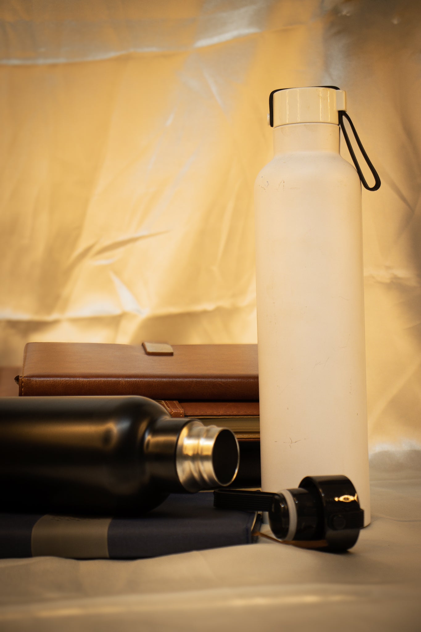 Premium Stainless Steel Vacuum Flask – Insulated Hot & Cold Beverage Flask